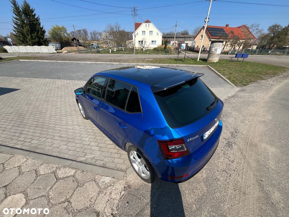 Skoda Fabia 1.0 TSI Monte Carlo - 10