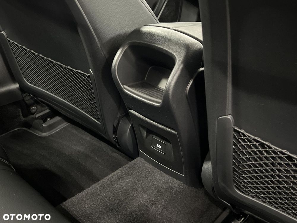 Mercedes-Benz Klasa A 180 Progressive 7G-DCT - 14