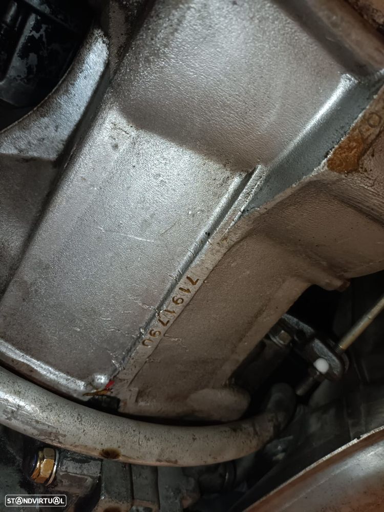 Porsche 911 Série F - 2