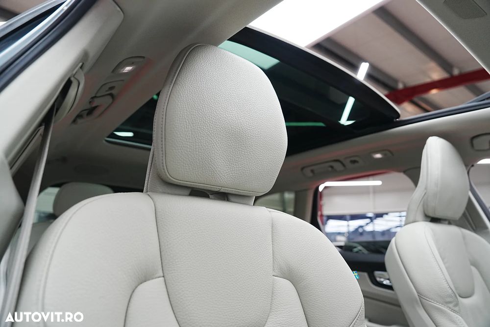 Volvo XC 60 Recharge T6 Twin Engine eAWD Inscription Expression - 8