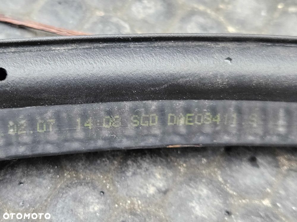 Uszczelka 7141890 Guma Pokrywy Klapy Bagaznika BMW 1 E87 E81 - 5