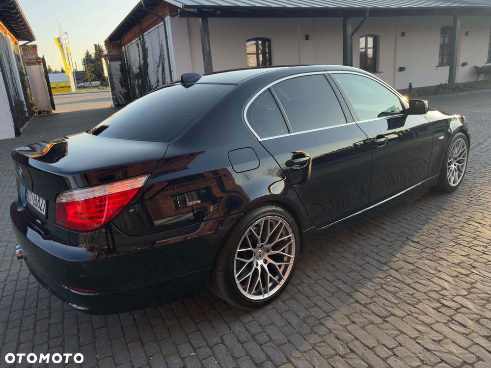BMW Seria 5 525d - 5