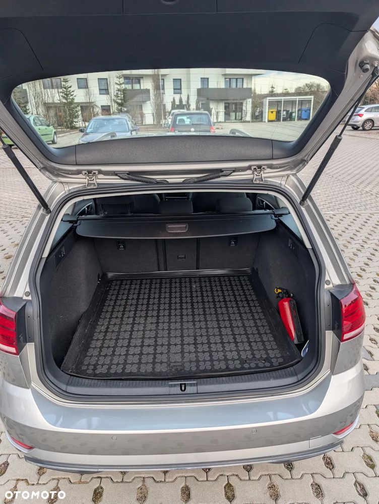 Volkswagen Golf 1.6 TDI BMT Comfortline - 8