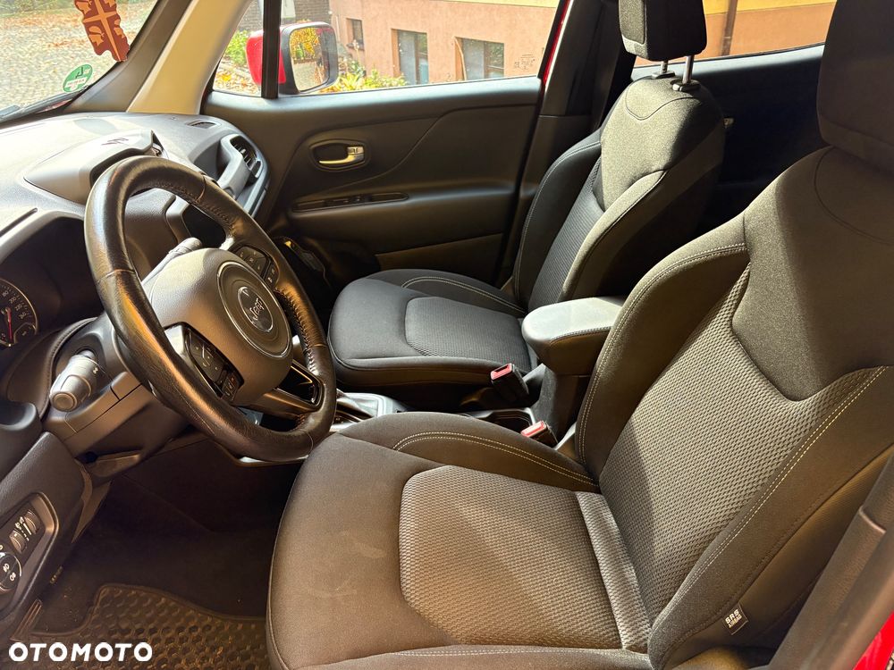 Jeep Renegade - 10