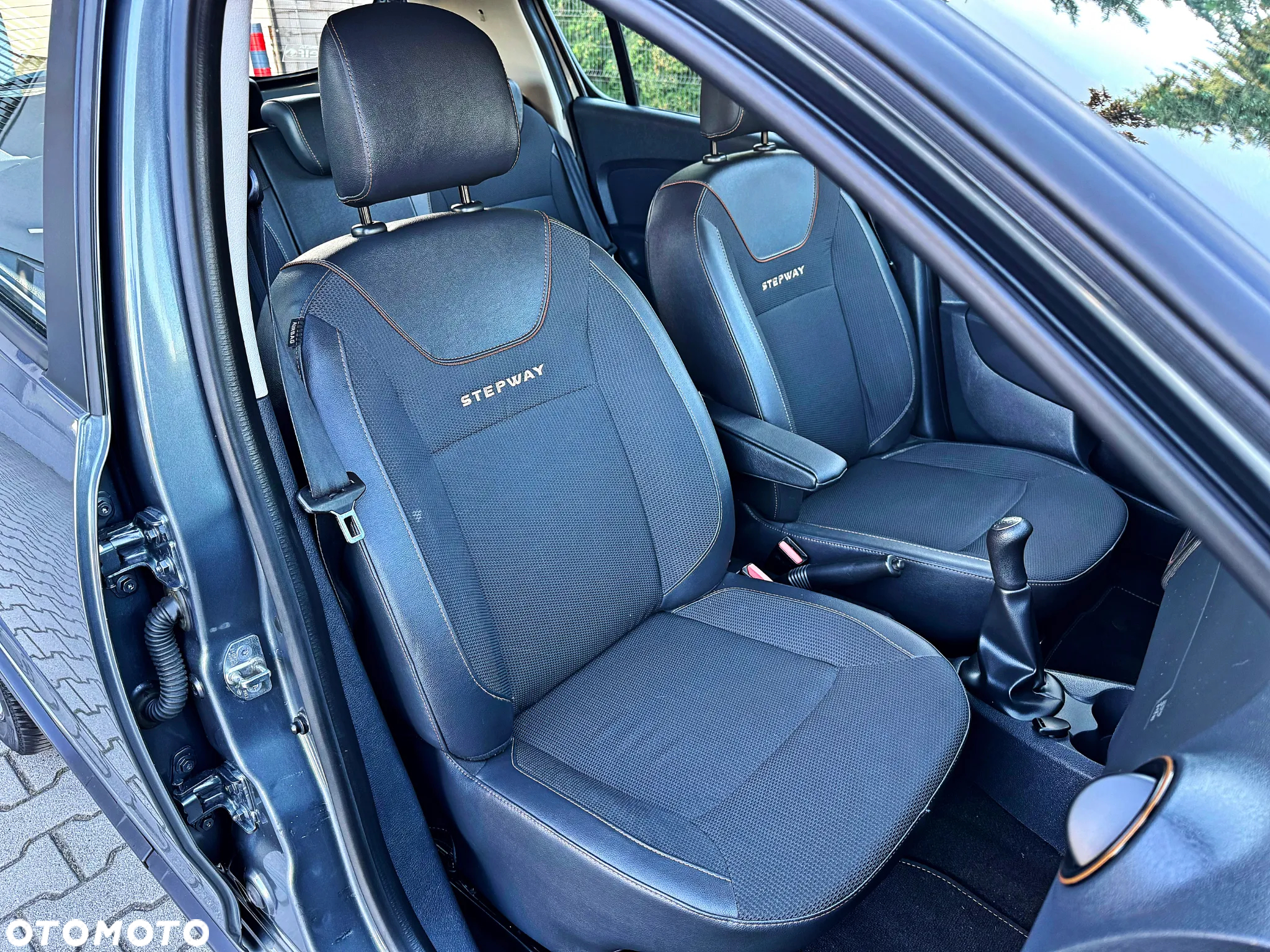 Dacia Sandero Stepway TCe 90 Prestige - 11