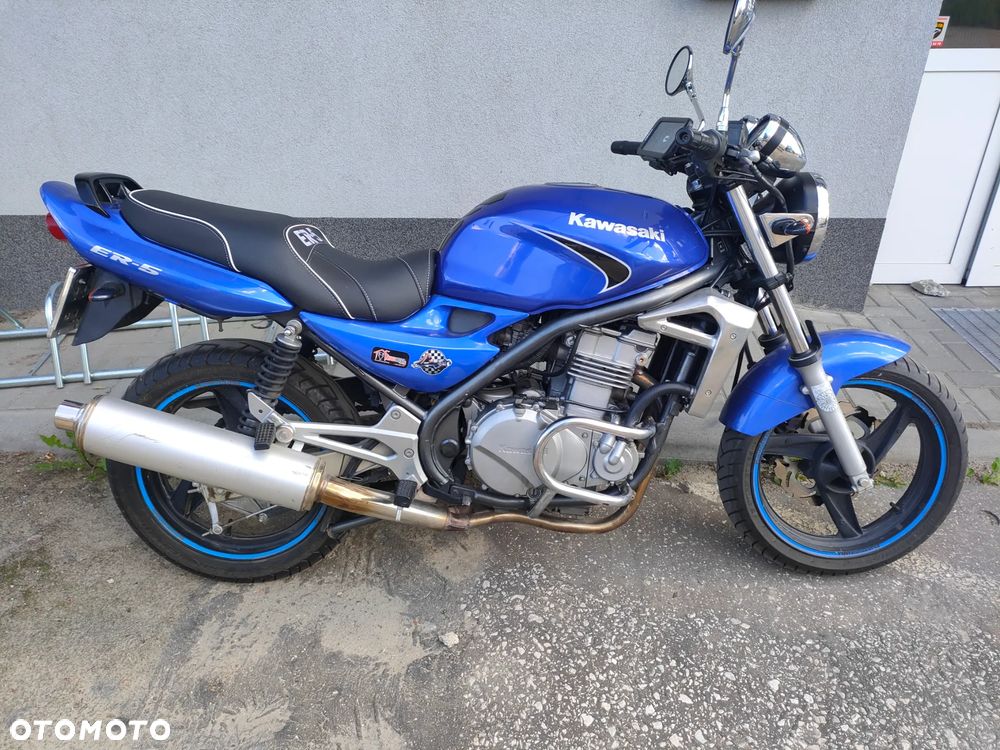 Kawasaki ER - 2