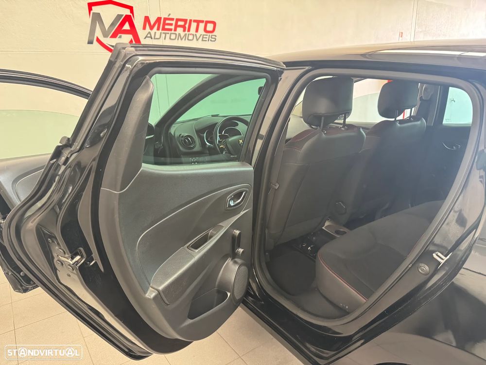 Renault Clio TCe 90 Luxe - 21