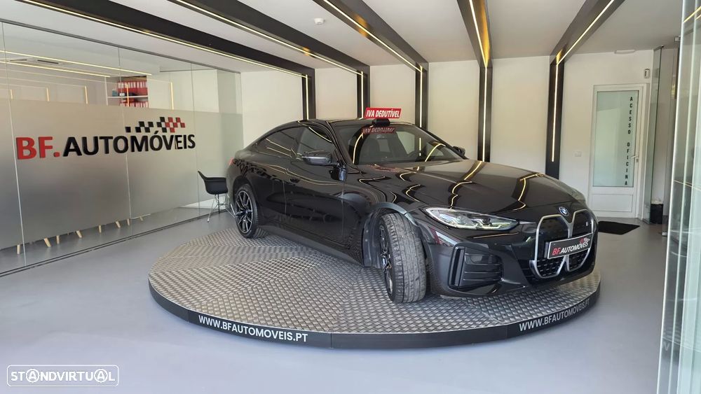 BMW i4 eDrive40 Pack Desportivo M - 5