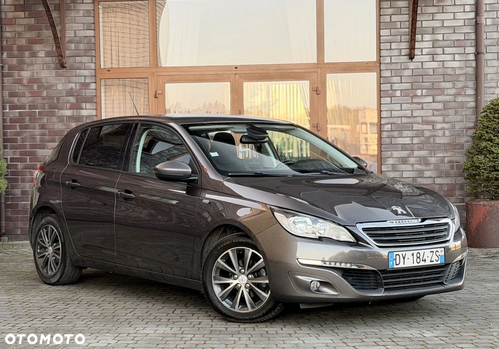 Peugeot 308 1.2 PureTech GPF Allure S&S - 14