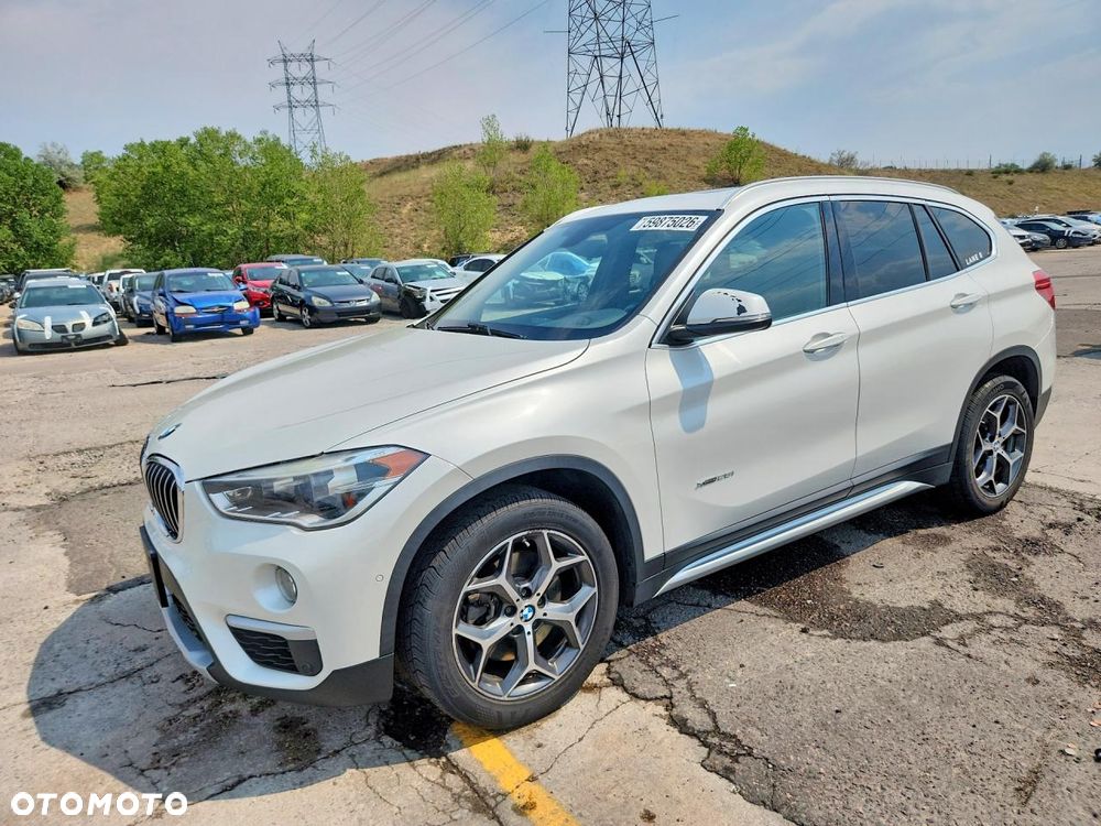 BMW X1 xDrive28i Sport Line - 2