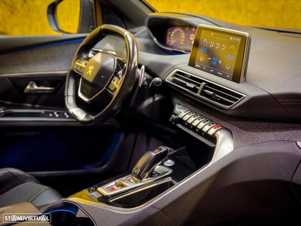 Peugeot 3008 - 17