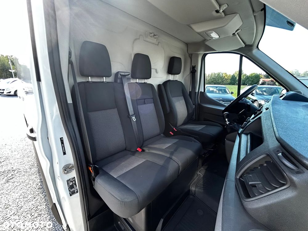 Ford Transit - 13