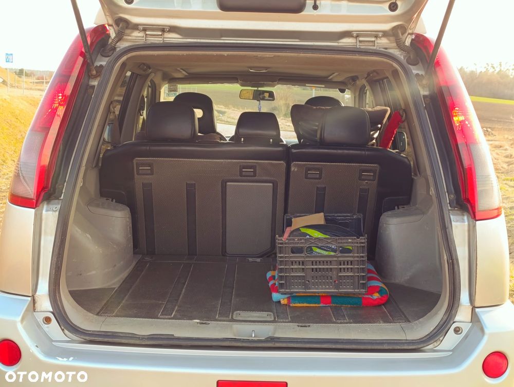 Nissan X-Trail 2.5 Sport - 9