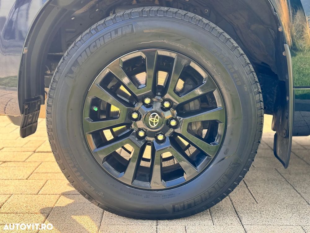 Toyota Land Cruiser 2.8l D-4D 204 CP A/T Luxury Black Matte Edition - 29