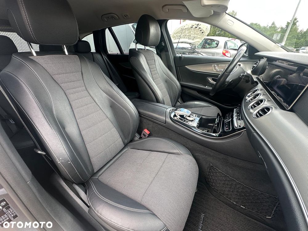 Mercedes-Benz Klasa E 200 d T 9G-TRONIC Avantgarde - 16
