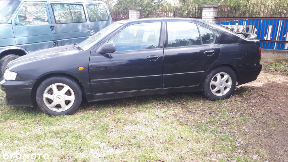 Nissan Primera 2.0 GT - 9