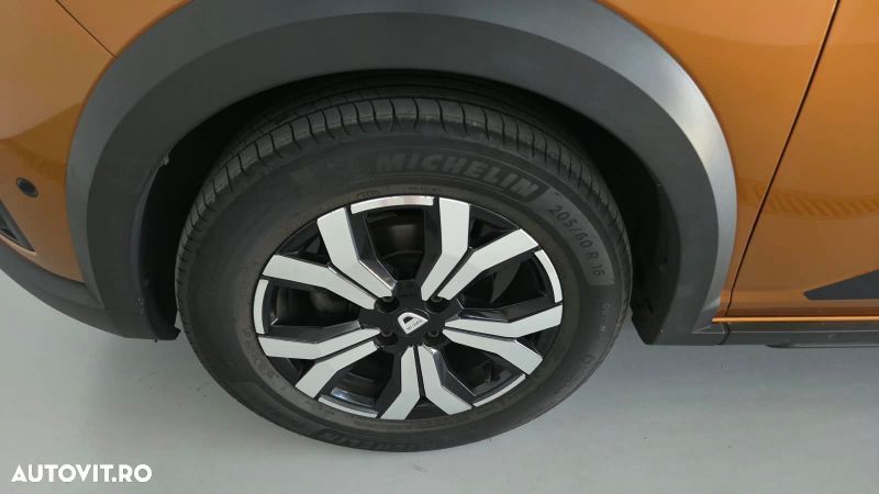 Dacia Sandero Stepway TCe 90 MT6 Comfort - 5