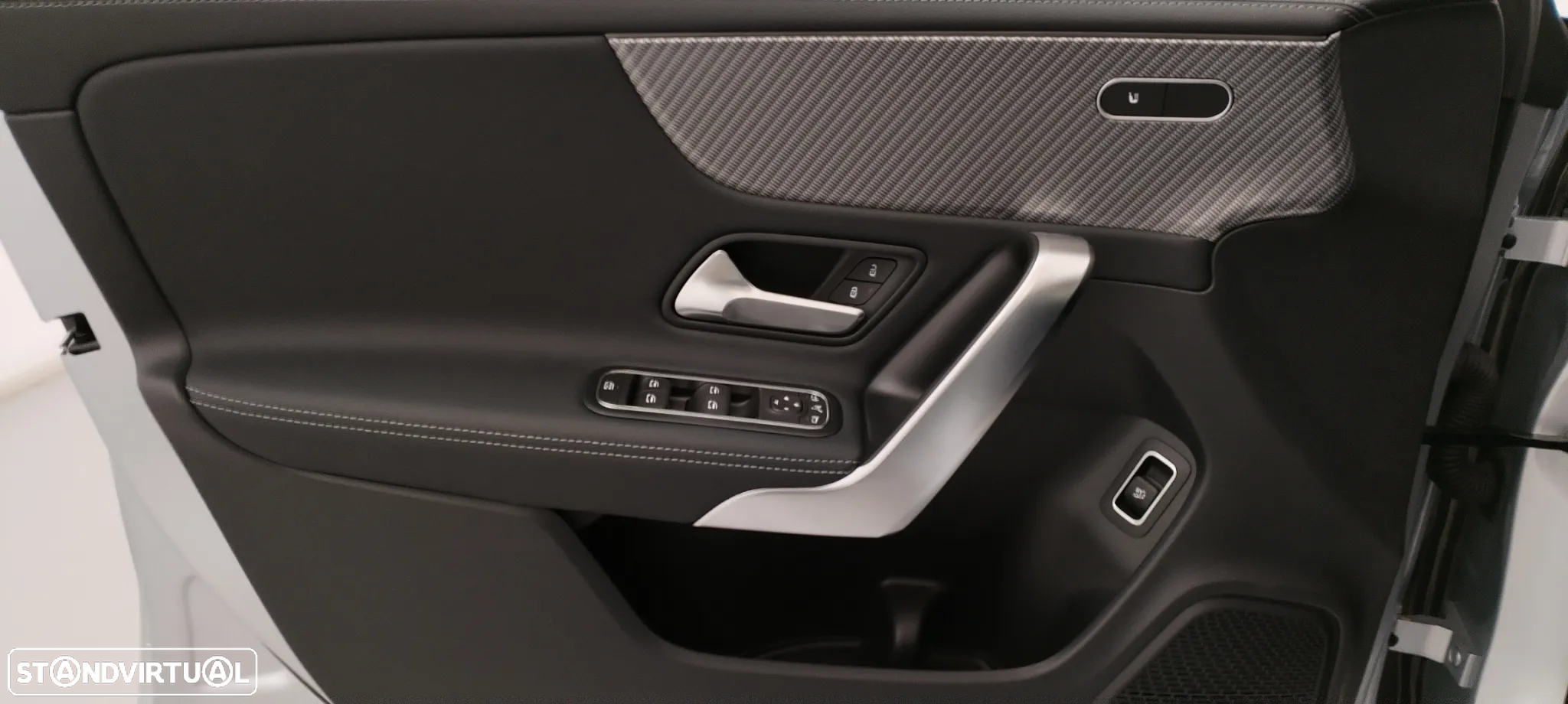 Mercedes-Benz CLA 200 d Progressive Aut. - 25
