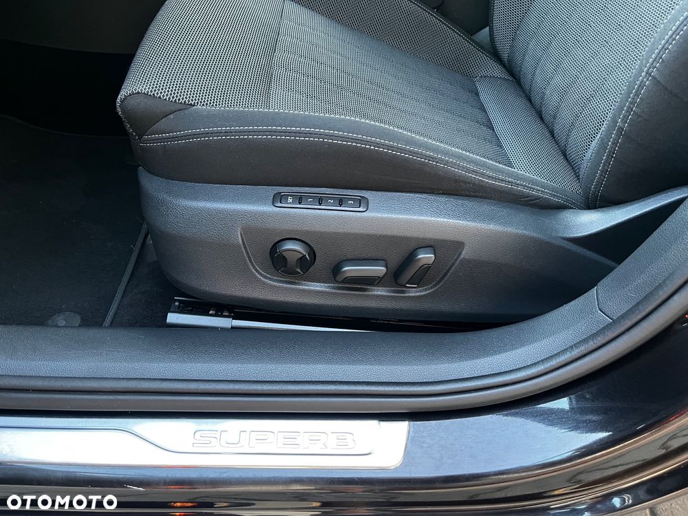 Skoda Superb 2.0 TSI Style DSG - 18
