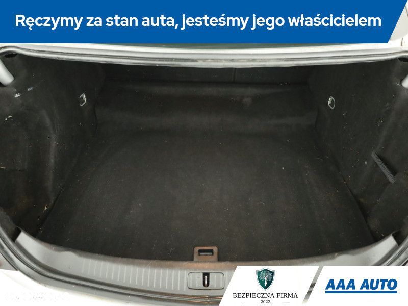 Opel Insignia - 16