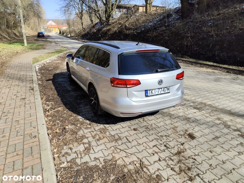 Volkswagen Passat Variant 2.0 TDI SCR DSG Comfortline - 18