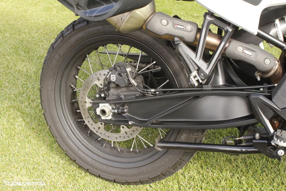 Husqvarna Norden 901 EXPEDITION - 23