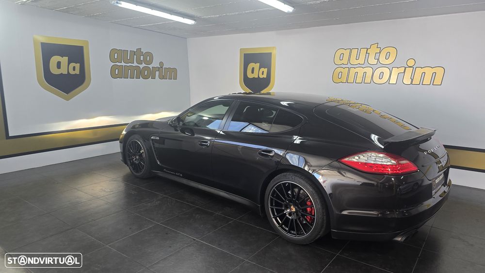 Porsche Panamera GTS PDK - 14