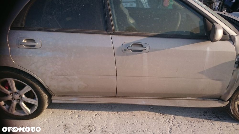 SUBARU IMPREZA WRX DRZWI PRAWY PRZOD 48W 06- - 1