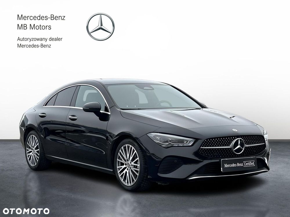 Mercedes-Benz CLA 180 Progressive 7G-DCT - 8