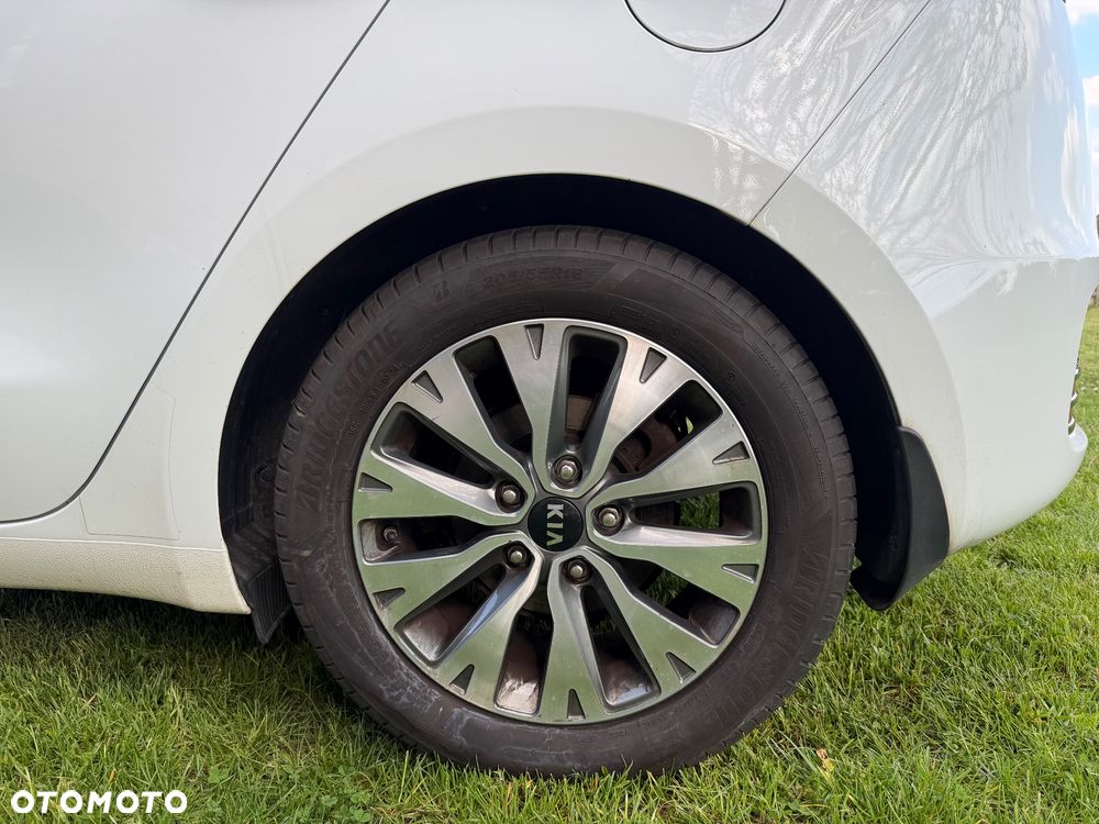 Kia Ceed 1.6 GDI Smart Plus - 7