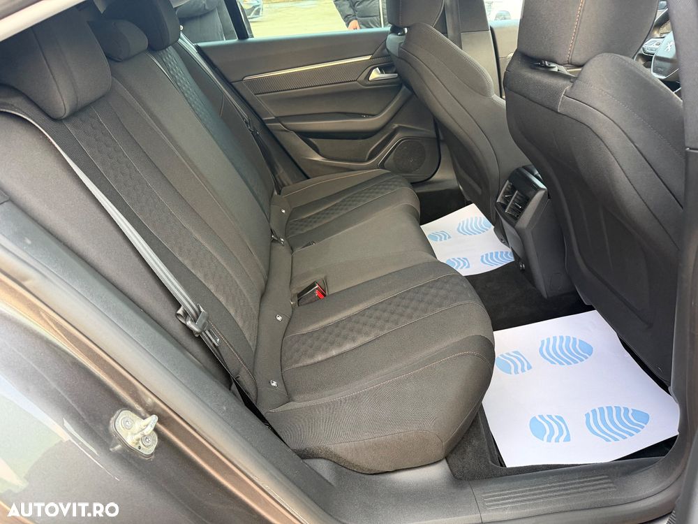 Peugeot 508 PureTech 180 EAT8 GT - 29