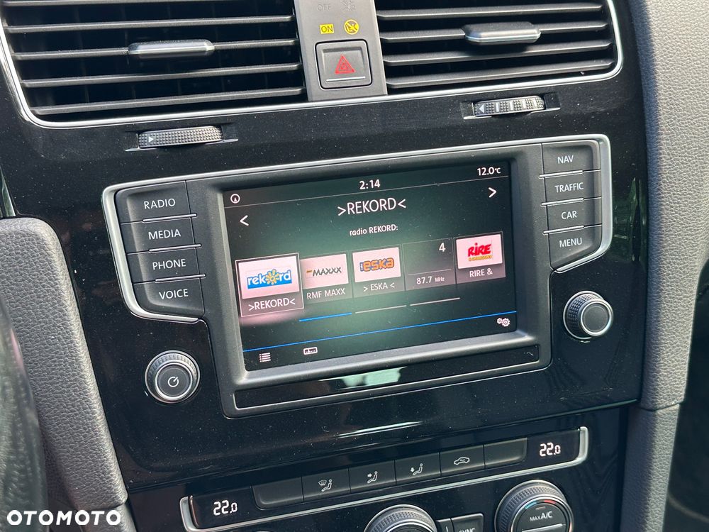 Volkswagen Golf 2.0 TDI BlueMotion Technology Cup - 34