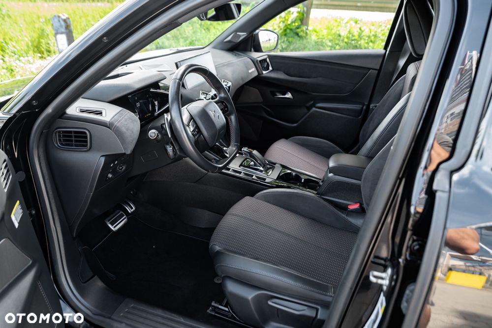 DS Automobiles DS 3 Crossback 1.2 PureTech Performance Line + - 18
