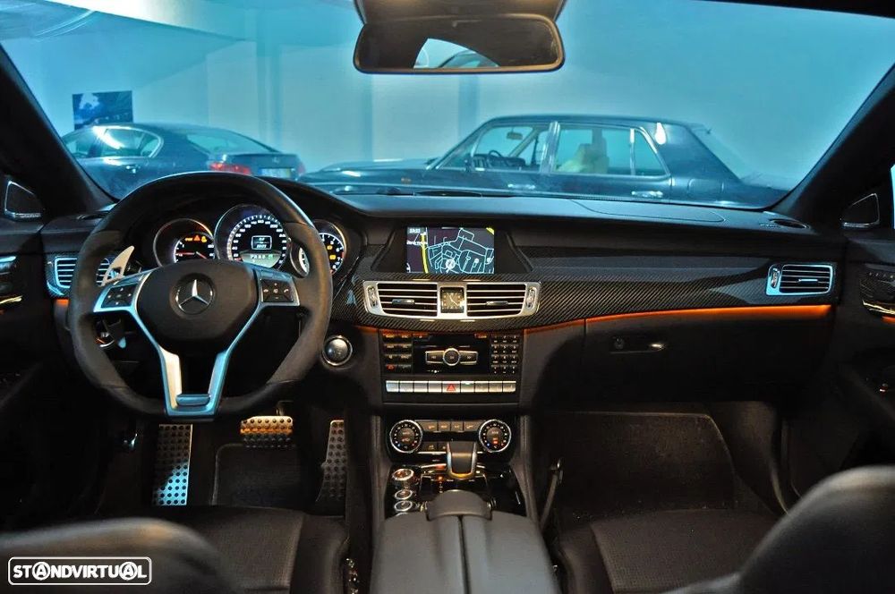 Mercedes-Benz CLS 63 AMG - 12