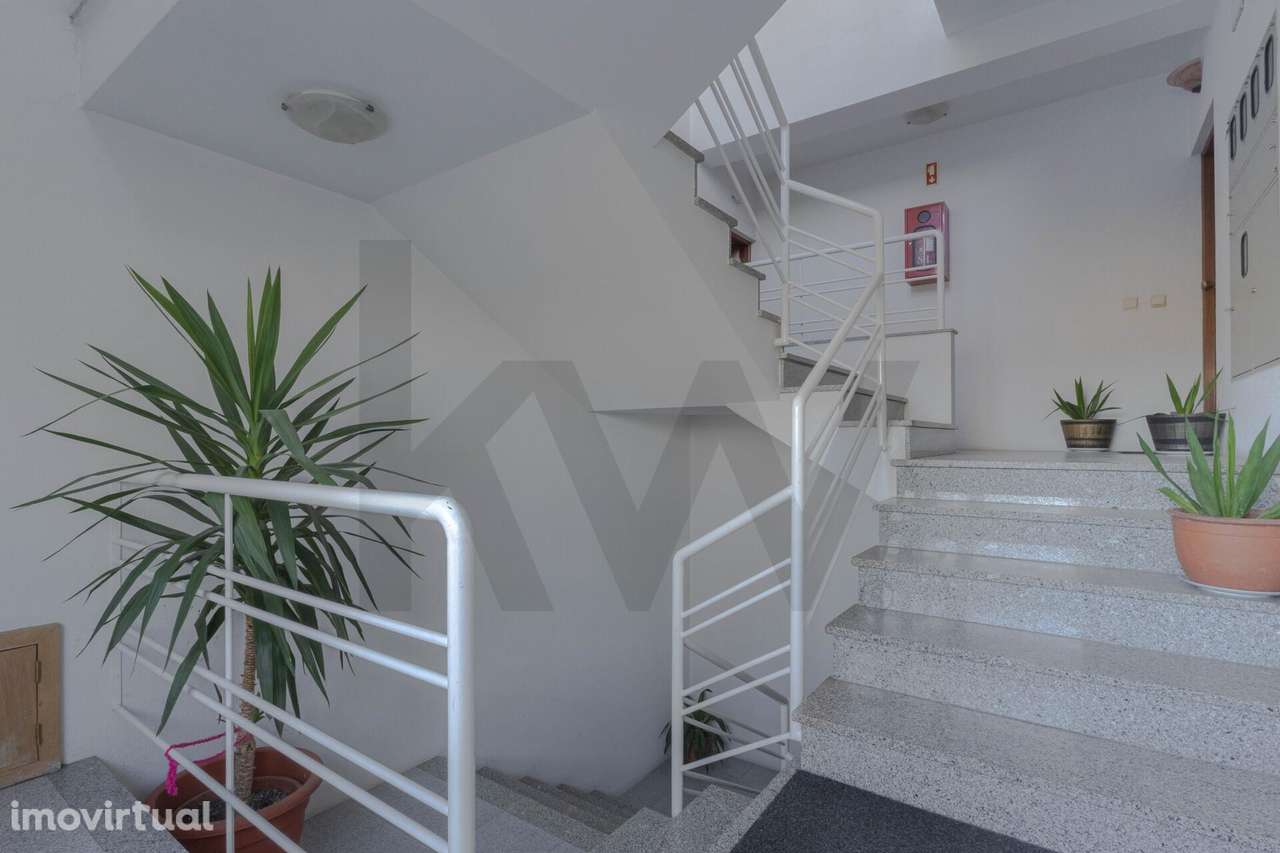 Apartamento T3 Renovado em Paredes - Grande imagem: 2/24