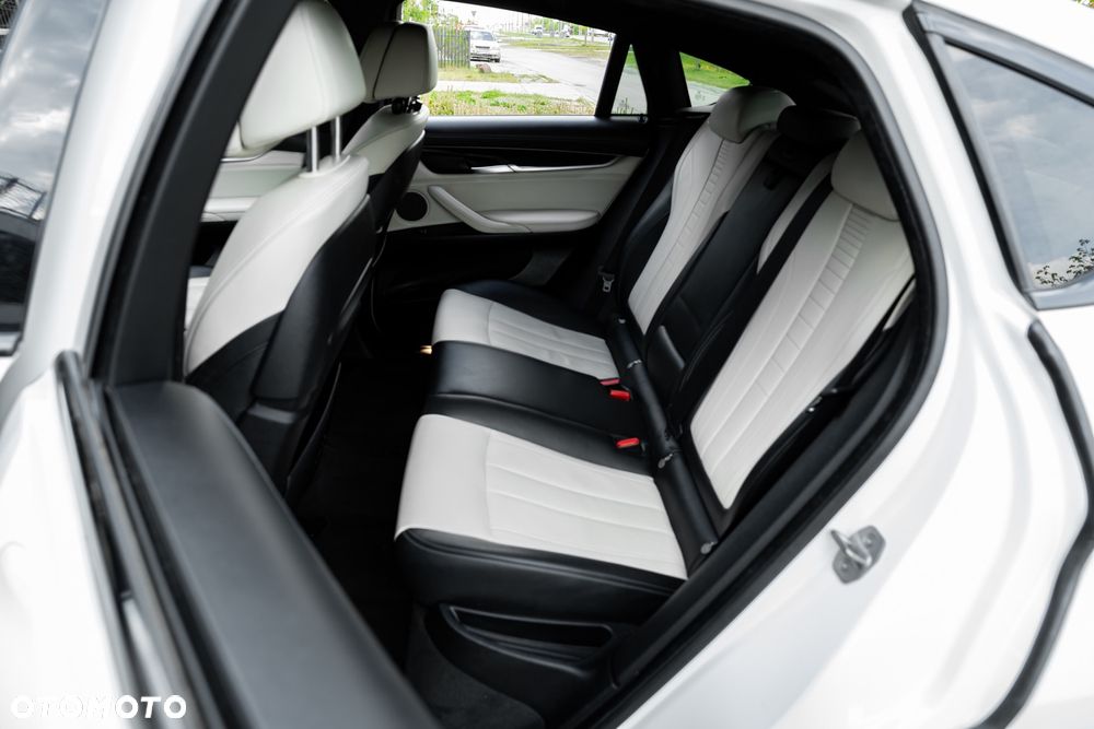 BMW X6 - 19