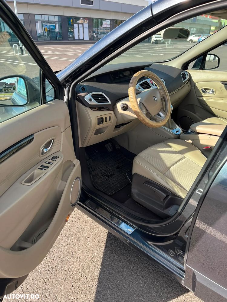 Renault Scenic - 9