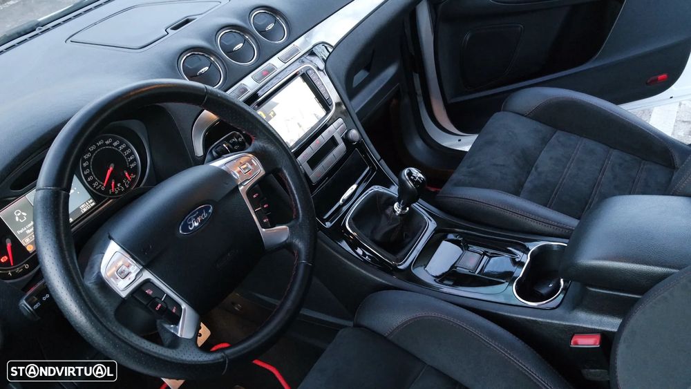 Ford S-Max 2.0 TDCi Titanium Busine.7L - 6