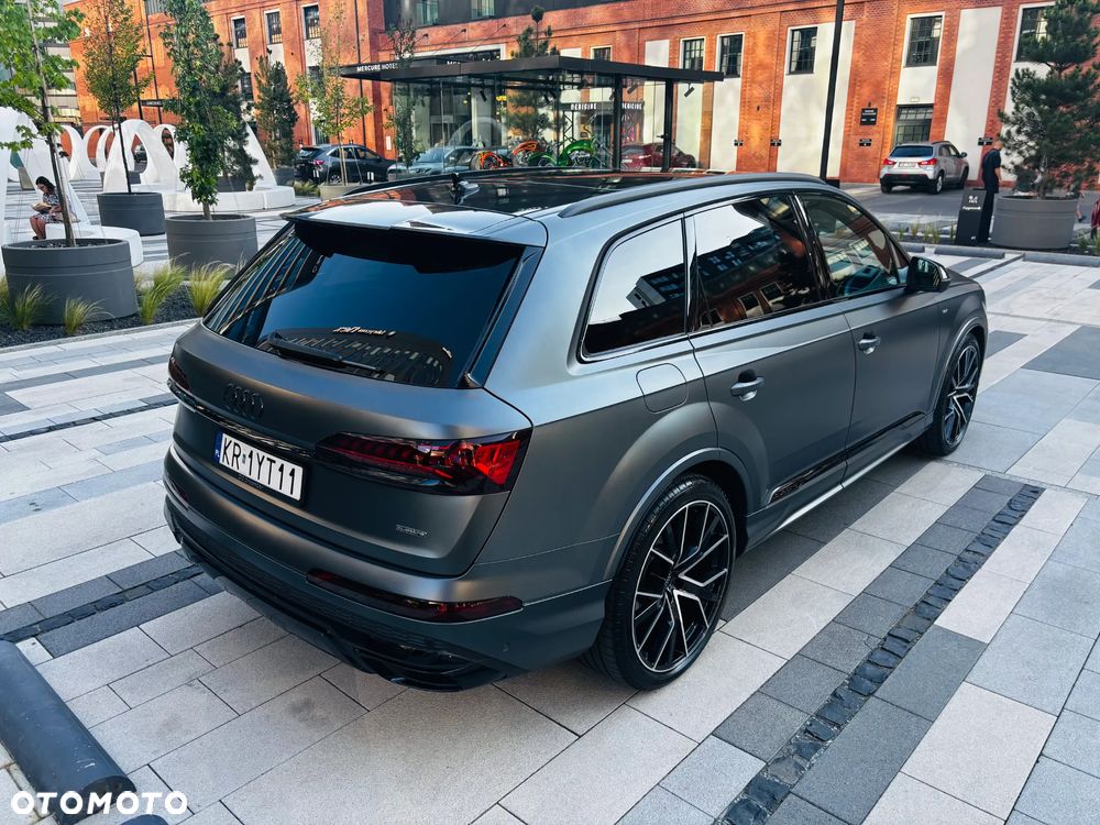 Audi Q7 - 11