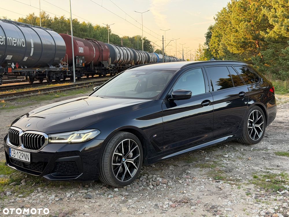 BMW Seria 5 530d xDrive mHEV M Sport sport - 2