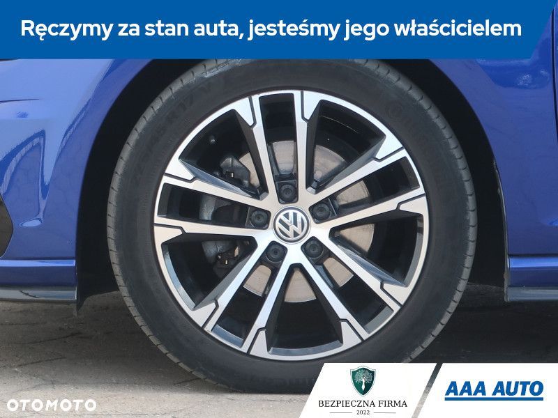 Volkswagen Golf - 17