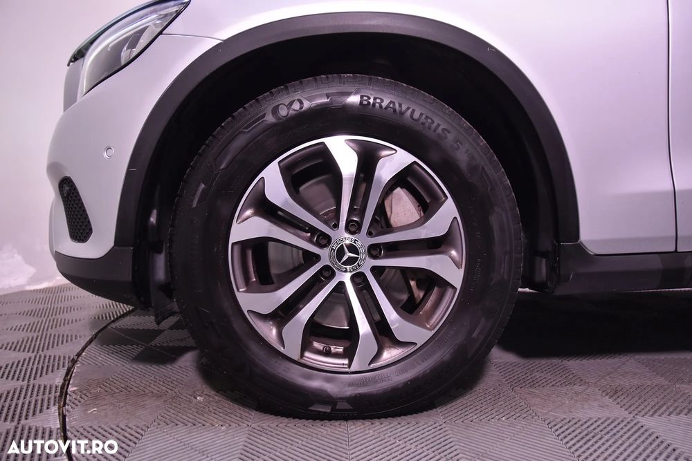 Mercedes-Benz GLC 220 d 4MATIC - 13