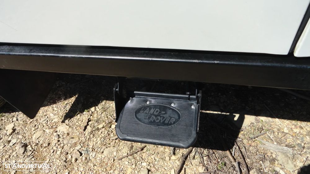 Land Rover Defender 90 2.5 TDi Metal Top - 9