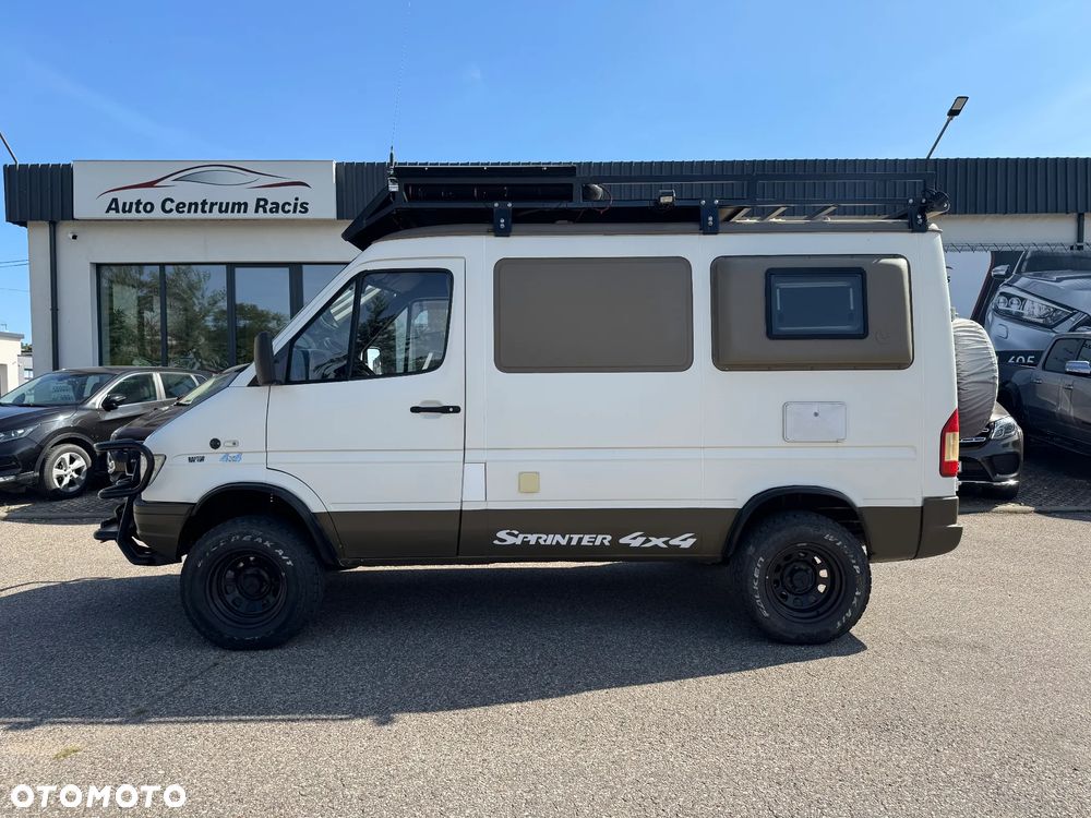 Mercedes-Benz Sprinter - 1