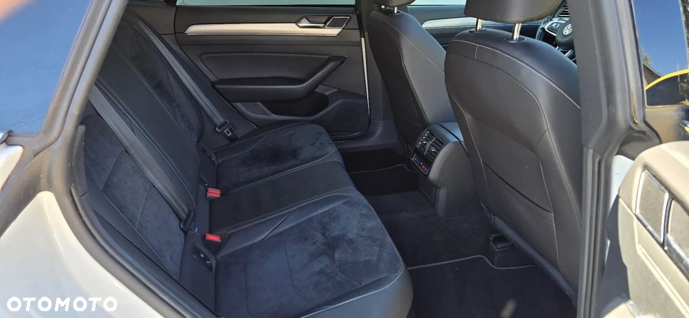 Volkswagen Arteon 2.0 TSI R-Line DSG - 11
