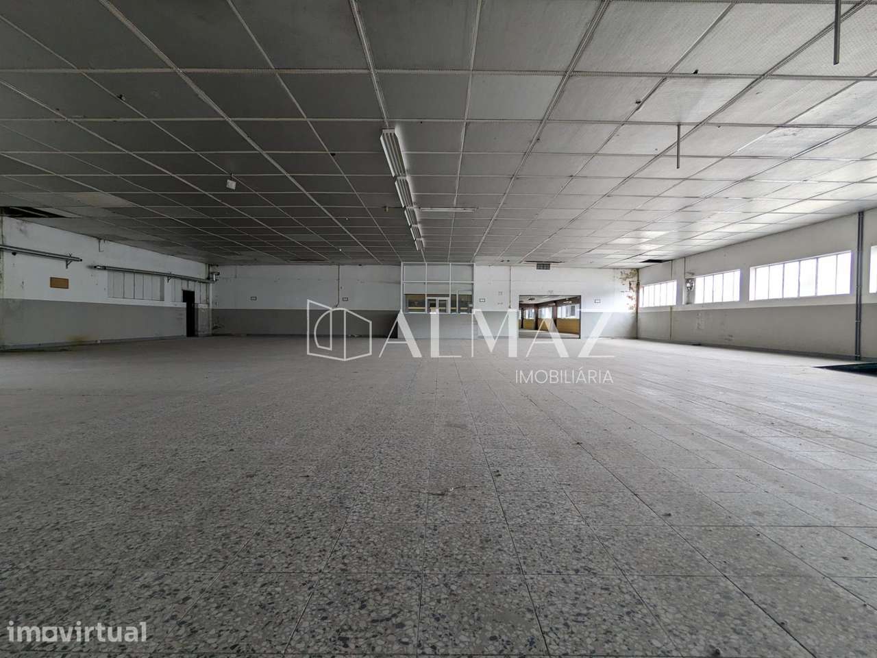 Oportunidade Industrial: Armazéns com áreas flexíveis -... - Grande imagem: 4/10