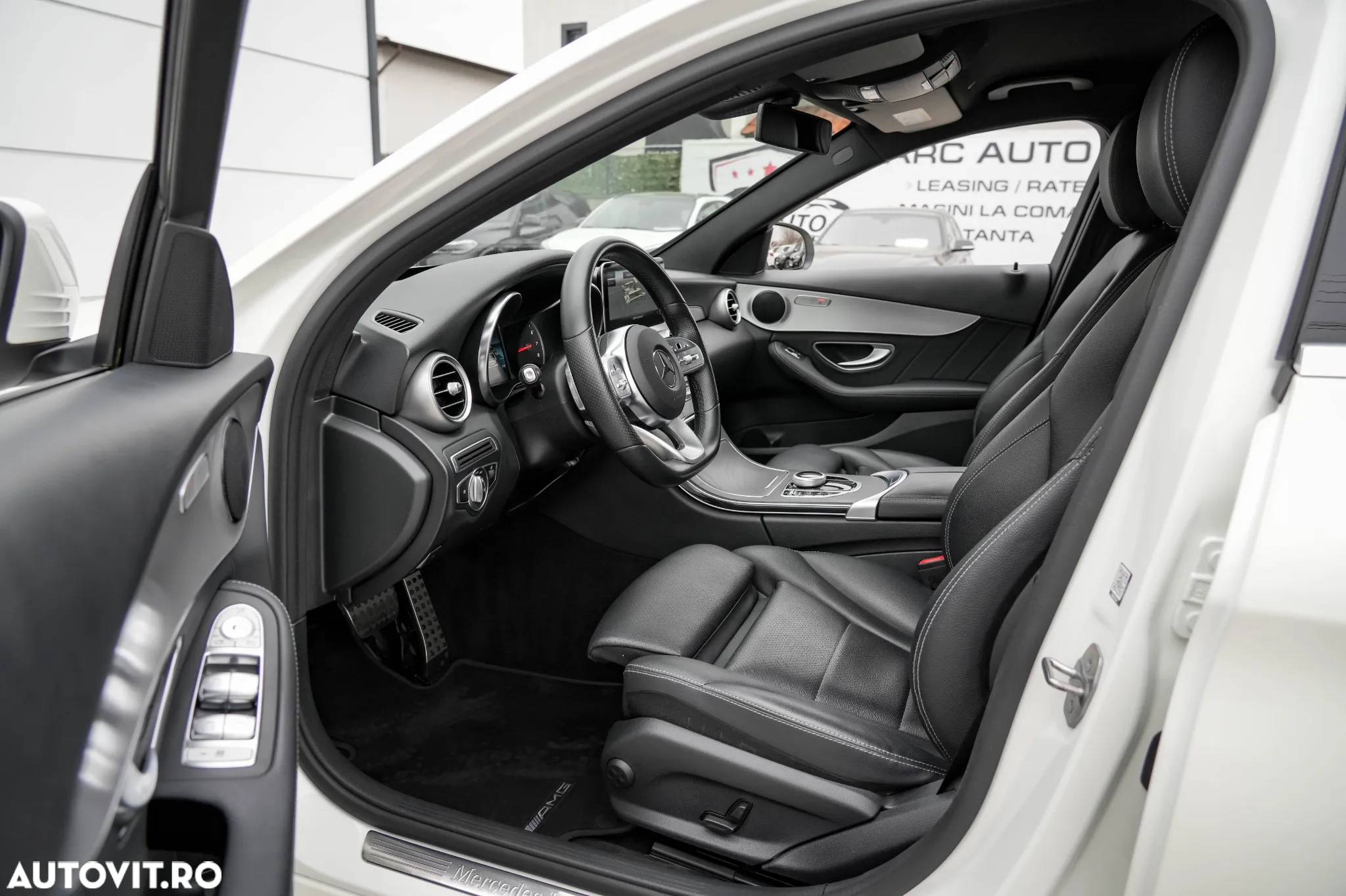 Mercedes-Benz C 200 9G-TRONIC AMG Line - 11