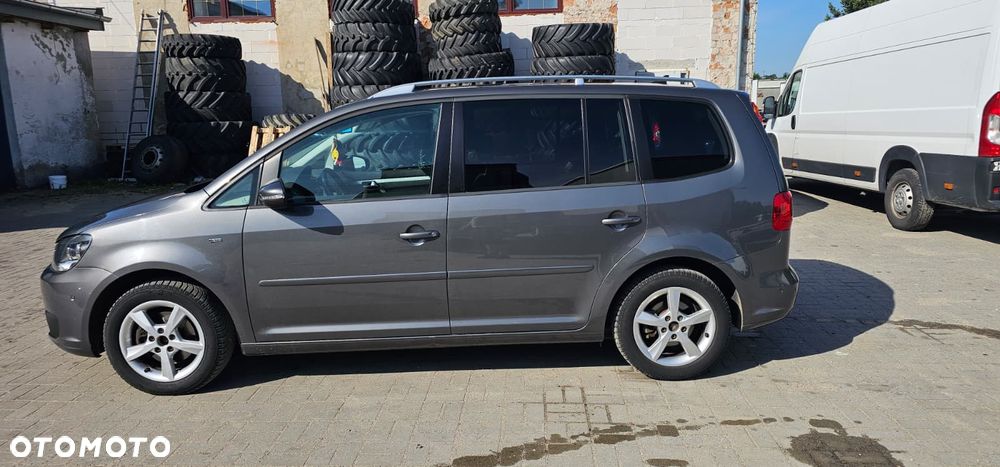 Volkswagen Touran 1.6 TDI DPF Highline DSG - 6