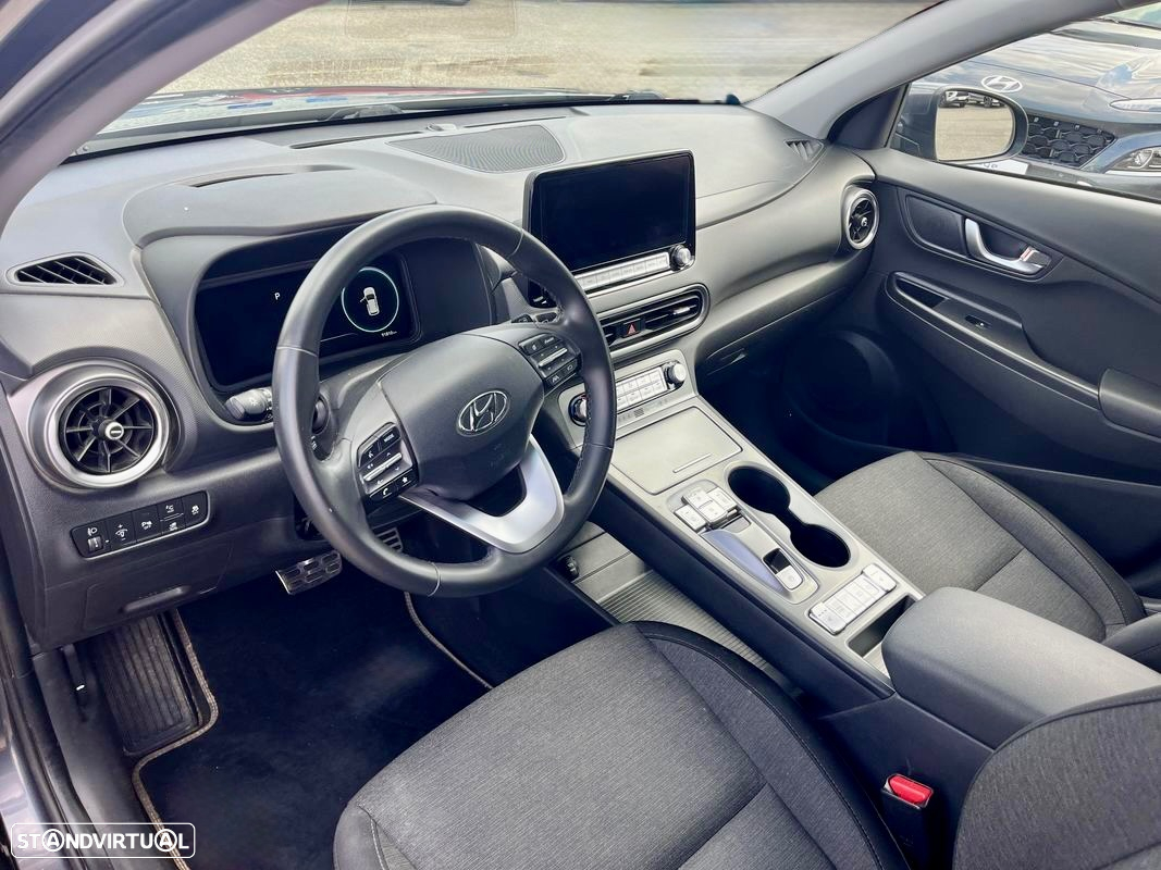 Hyundai Kauai EV 64 kWh Premium+LED - 11