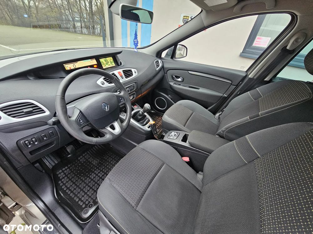 Renault Scenic TCe 130 Dynamique - 10